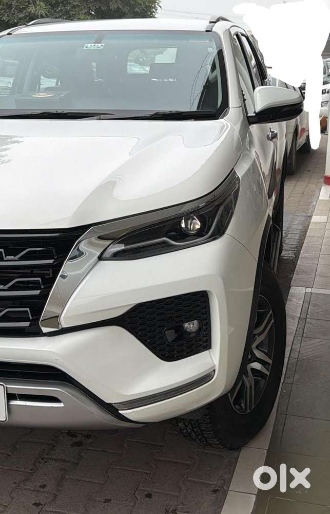 Toyota Fortuner 4x2 Mt 2.8 Diesel, 2025, Diesel