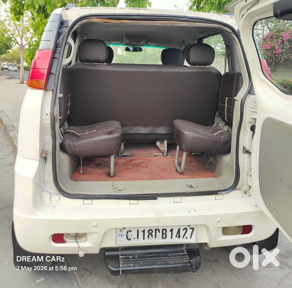 Mahindra Quanto C8, 2012, Diesel