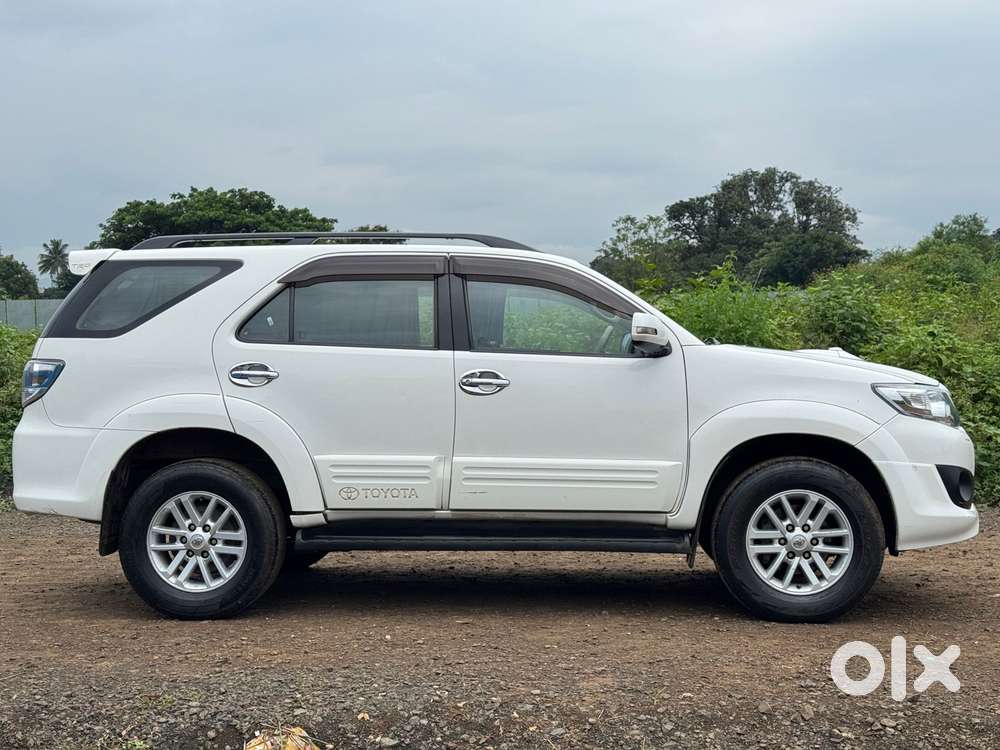 Toyota Fortuner 2011-2016 4x2 Manual, 2014, Diesel