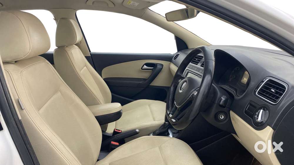Volkswagen Vento 1.2 Highline Plus At 16 Alloy, 2019, Petrol