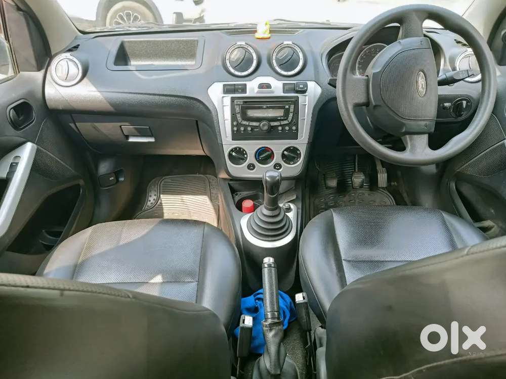 Ford Figo Zxi 2011 Model