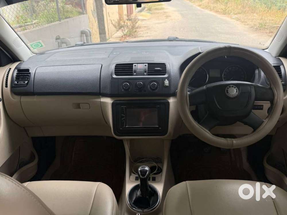Skoda Fabia Elegance 1.4 Mpi, 2011, Petrol