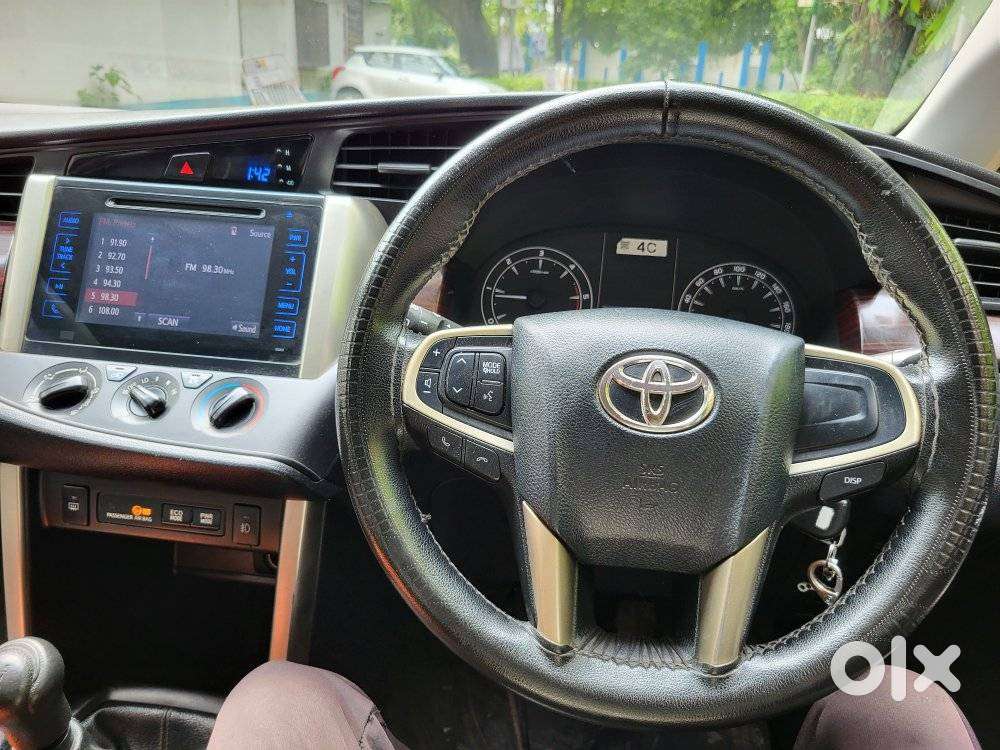 Toyota Innova Crysta 2.4 Gx Mt 8s, 2018, Diesel