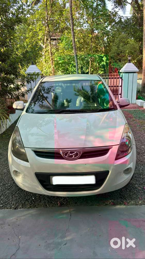 Hyundai I20 - Family Used, Well Maintained