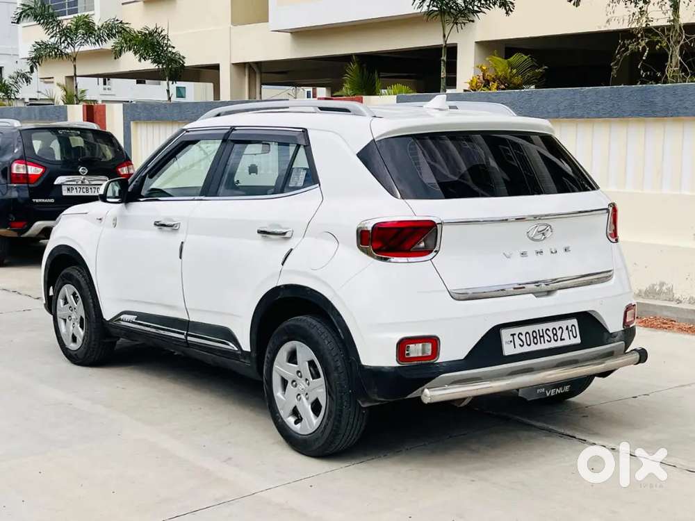 Hyundai Venue 2021 Manual Petrol
