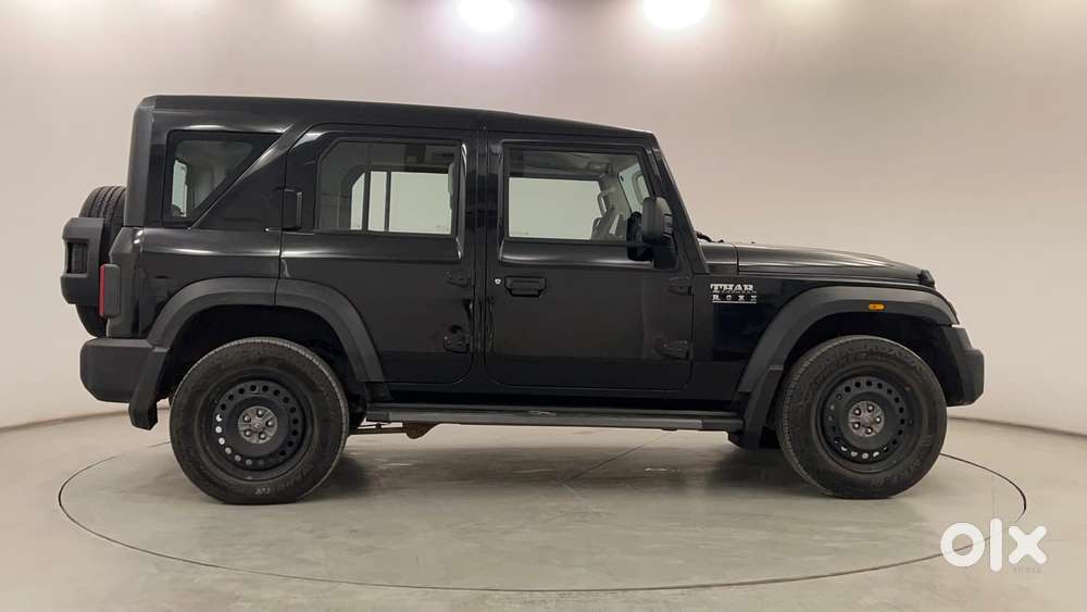 Mahindra Thar Roxx Mx3 Petrol At 2wd, 2025, Petrol