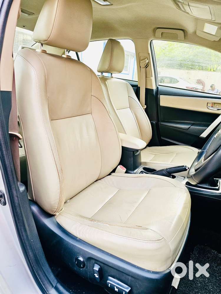 Toyota Corolla Altis 2014 1.8g Petrol