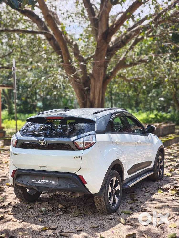 Tata Nexon Amt Xza Plus, 2019, Petrol