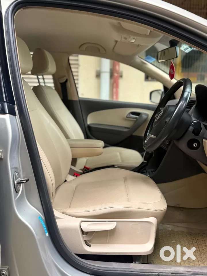Volkswagen Vento Ipl Ii Petrol Highline At, 2013, Petrol