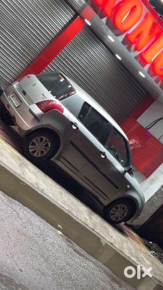 Maruti Suzuki Swift Petrol 2005