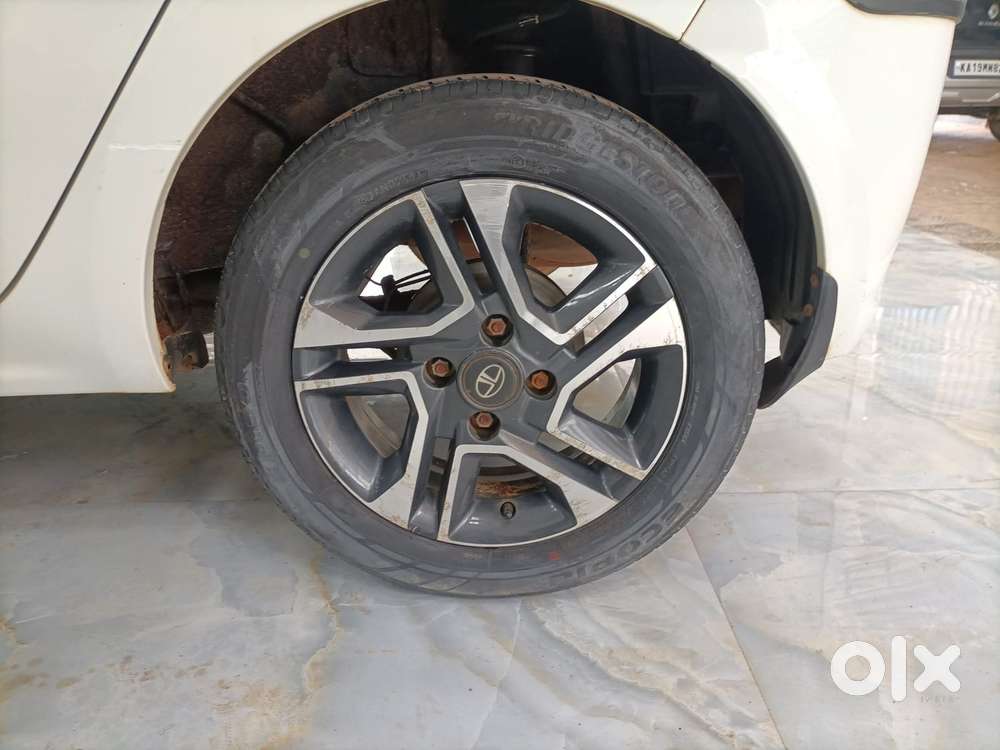Tata Tiago 1.2 Revotron Xz Plus, 2020, Petrol