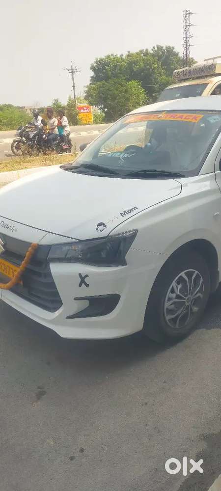 Maruti Suzuki Dzire 2025 Cng & Hybrids 16559 Km Driven