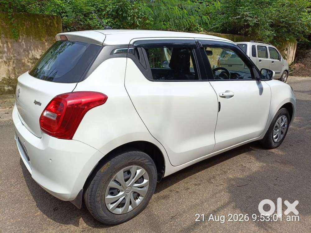 Maruti Suzuki Swift 1.2 Vxi (o), 2023, Petrol