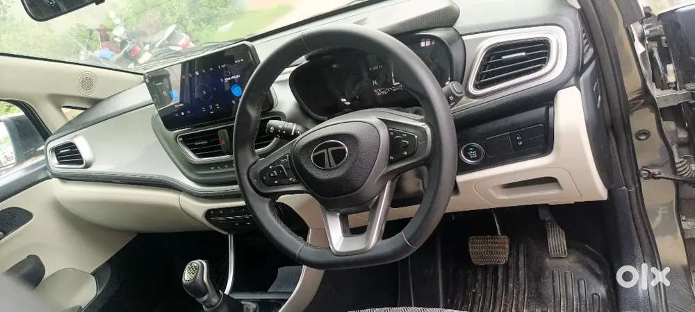 Tata  2025  Model Well Maintained Of Car Is Tata Altroz Xz Lux Dca 1