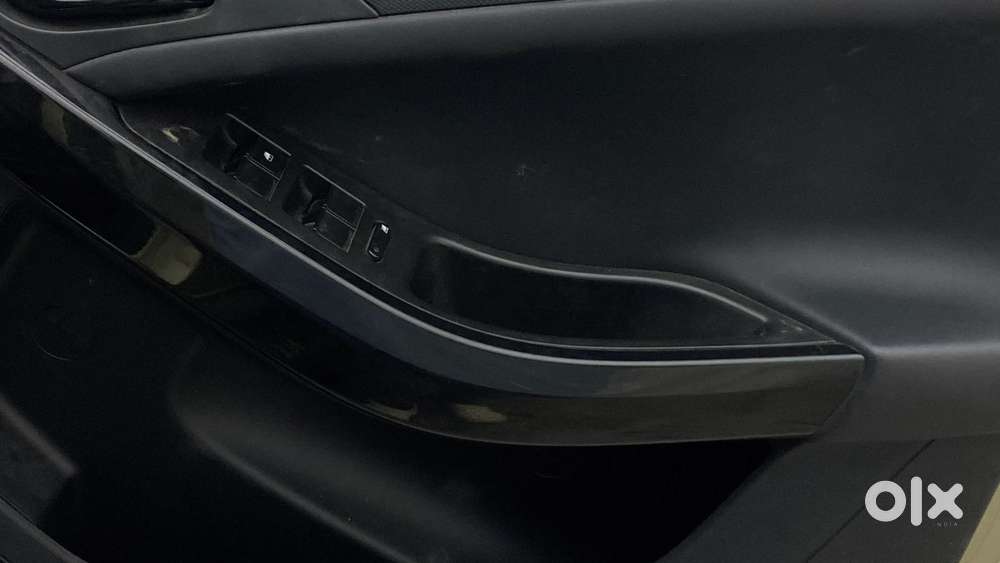 Tata Nexon 1.5 Revotorq Xza Plus Kaziranga, 2023, Petrol