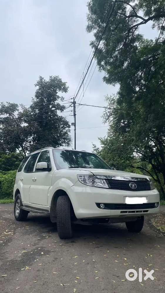 Tata Safari Storme 2013