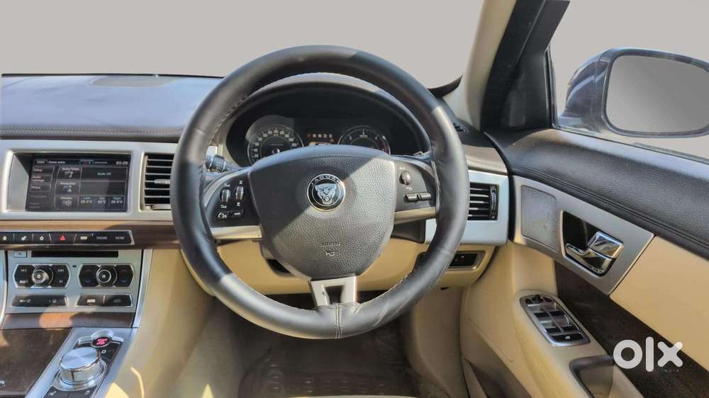 Jaguar Xf 2.2 Litre Luxury, 2015, Diesel