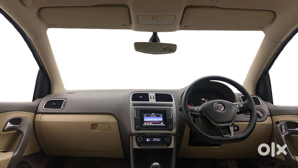 Volkswagen Vento 2013-2015 1.6 Highline, 2016, Petrol