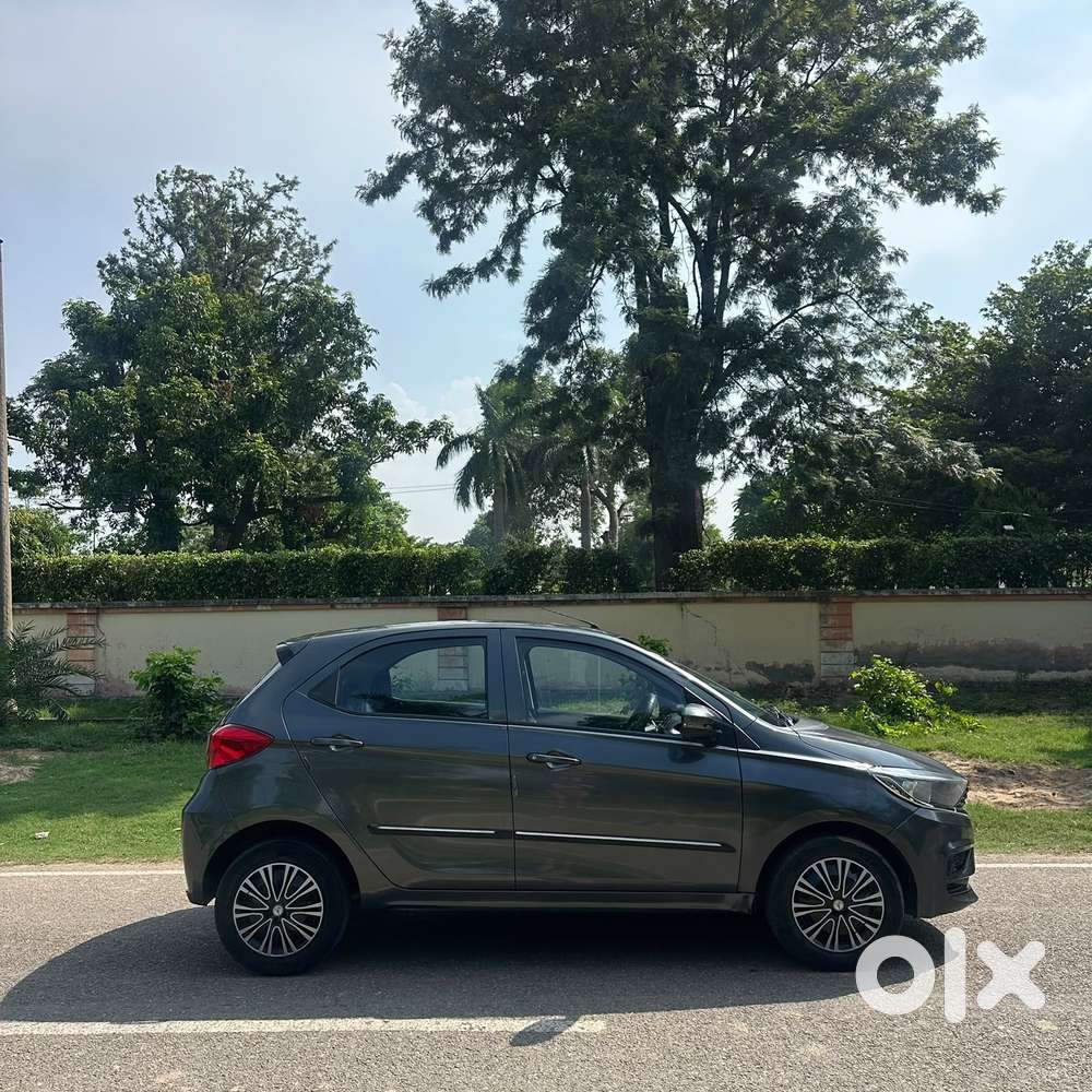 Tata Tiago 1.2 Revotron Xt (o), 2023, Petrol