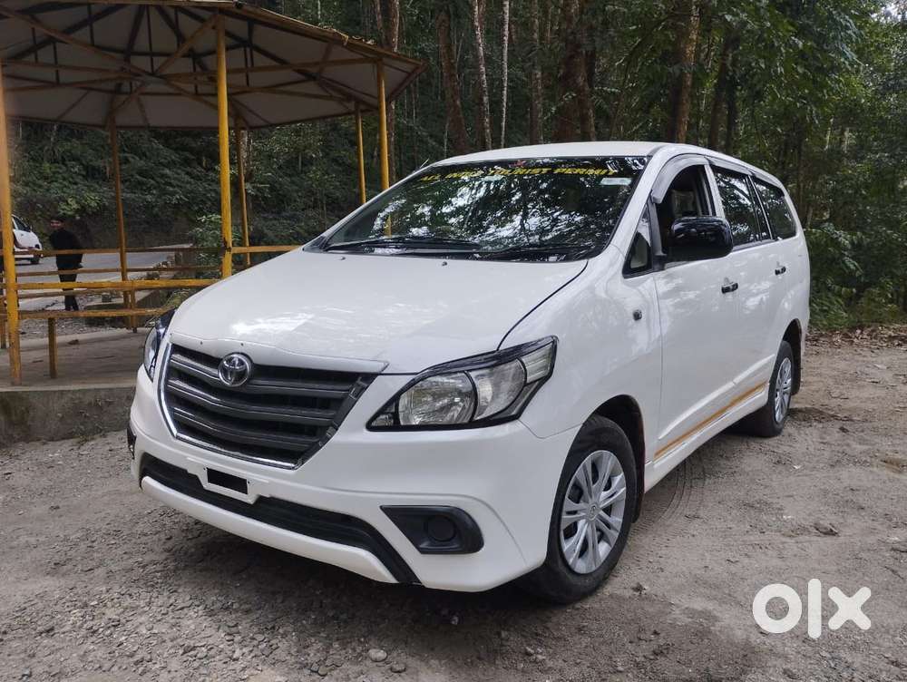 Toyota Innova 2.5 G (diesel) 7 Seater Bs Iv, 2015, Diesel