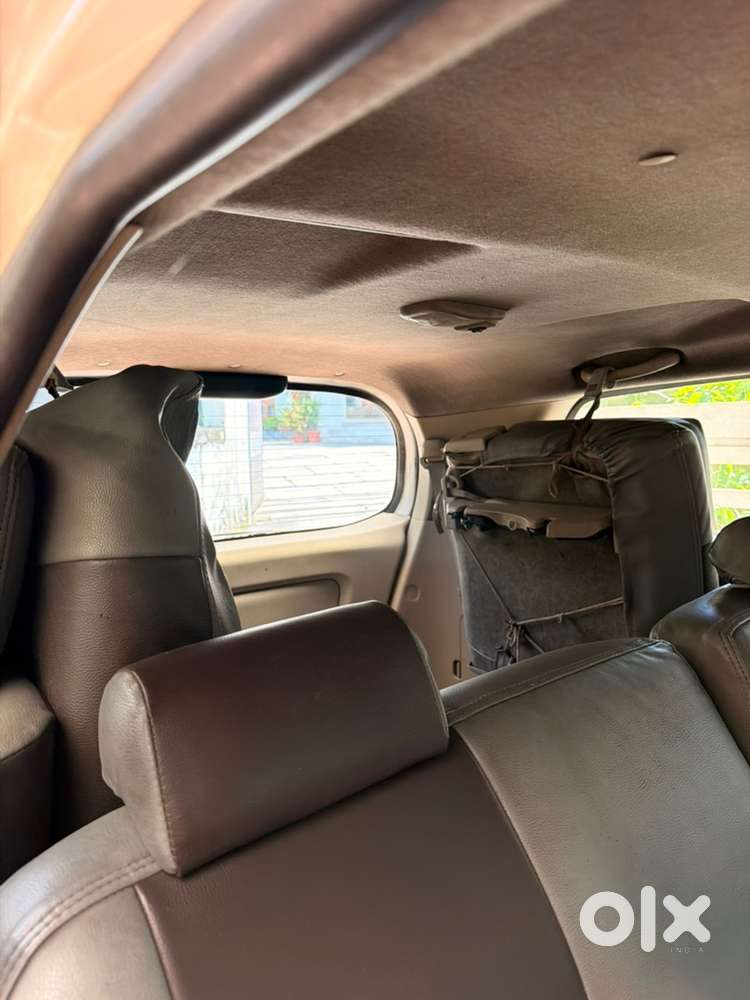 Toyota Innova 2005 Diesel Car