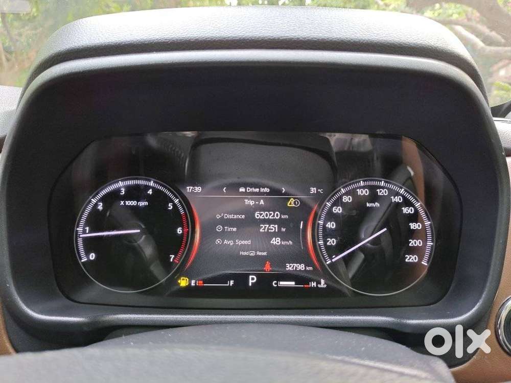 Mahindra Scorpio-n 2.0 Z8 Petrol At 7 Str, 2022, Petrol
