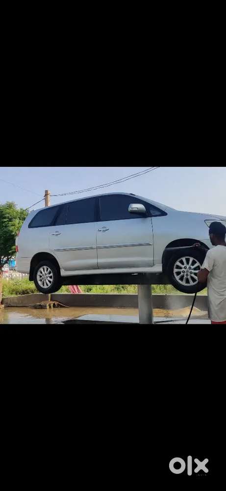 Toyota Innova 2013 Diesel Well Maintained