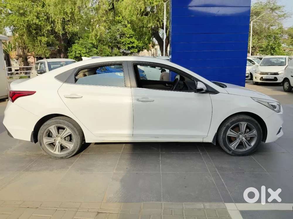 Hyundai Verna 1.6 Vtvt Sx, 2017, Petrol