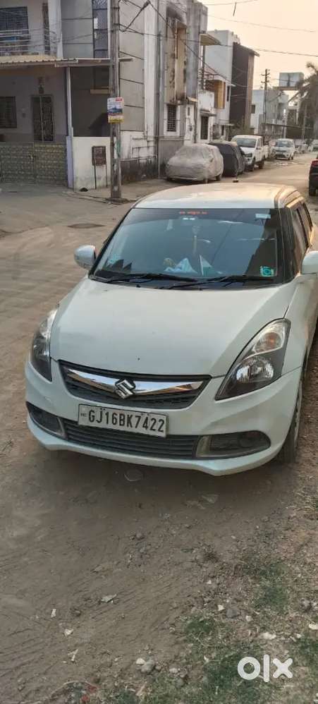 Maruti Suzuki Dzire 2017 Cng & Hybrids 80000 Km Driven