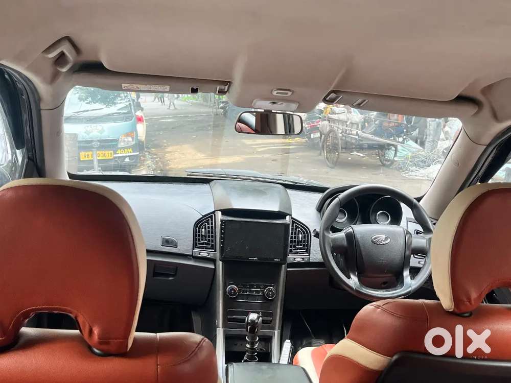 Mahindra Xuv500 पेट्रोल 2019