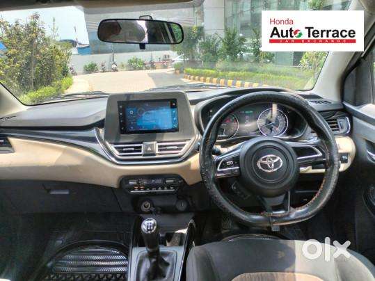 Toyota Glanza V Cvt, 2023, Petrol