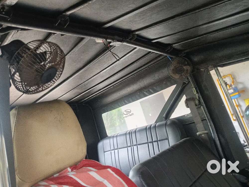Mahindra Jeep 2003