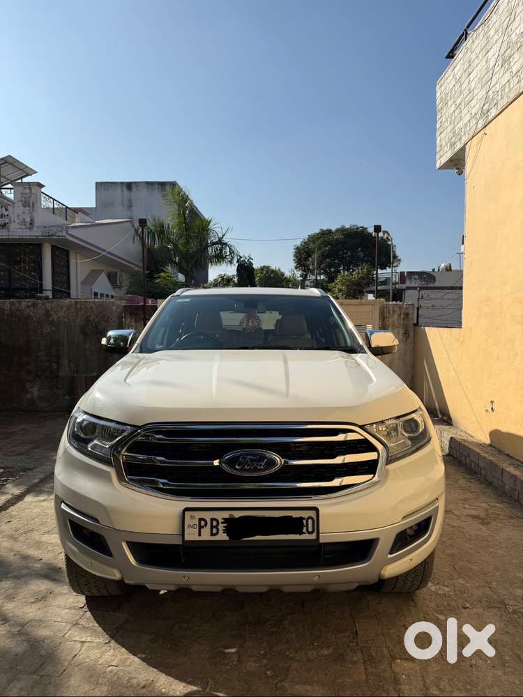 Ford Endeavour 3.2