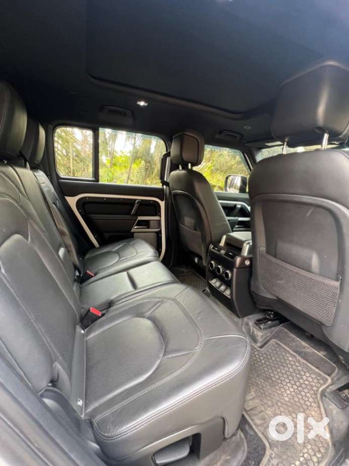 Land Rover Defender 3.0 L 130 Hse, 2023, Petrol