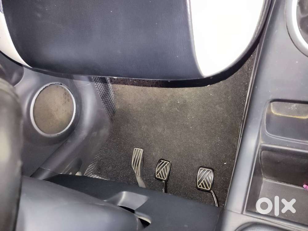 Maruti Swift Ddis Vdi Abs (2011)