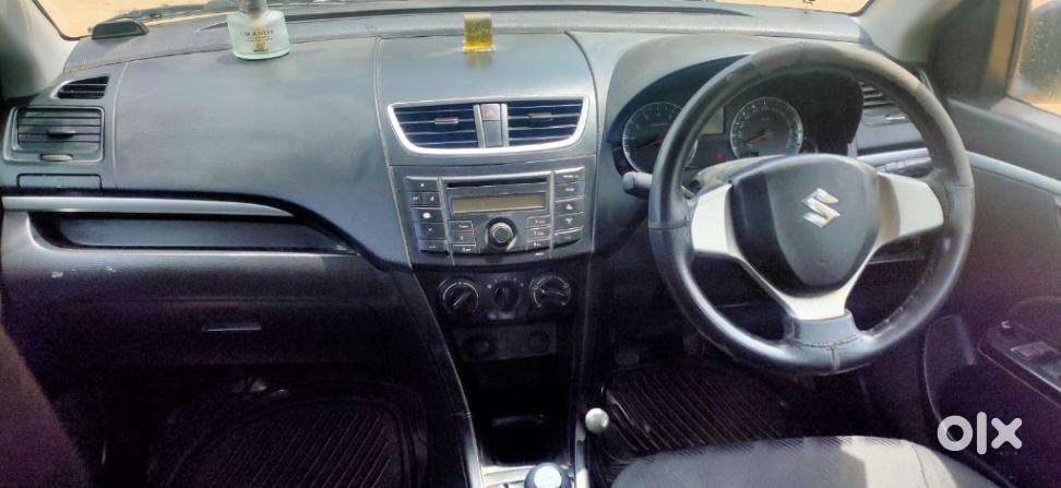 Maruti Suzuki Swift Vxi Optional, 2013, Petrol