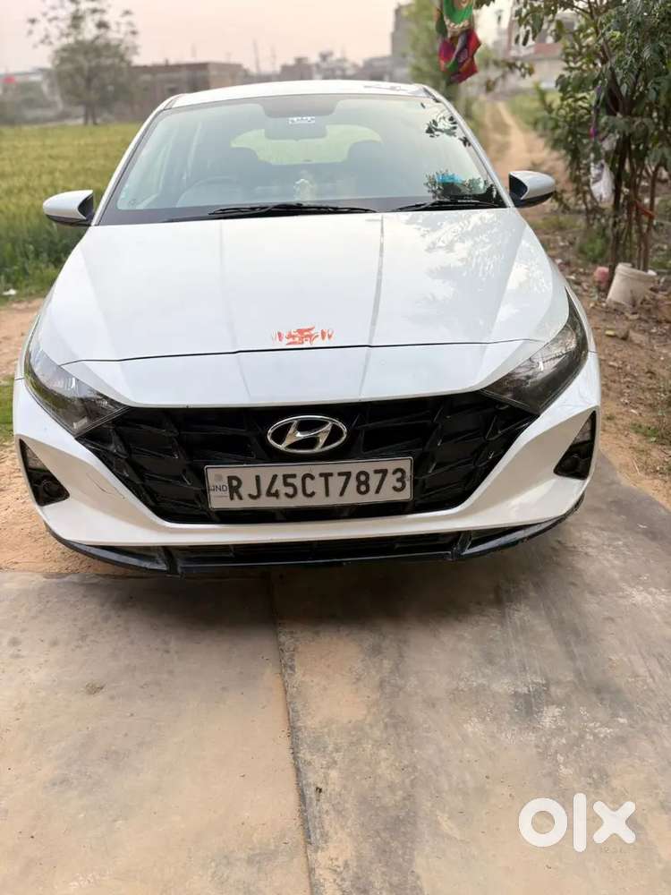 Hyundai New I20 2022colur Pollar Wight