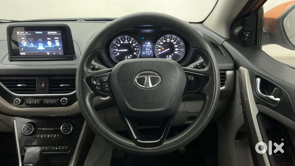 Tata Nexon 1.2 Revotron Xza Plus Dualtone, 2018, Petrol