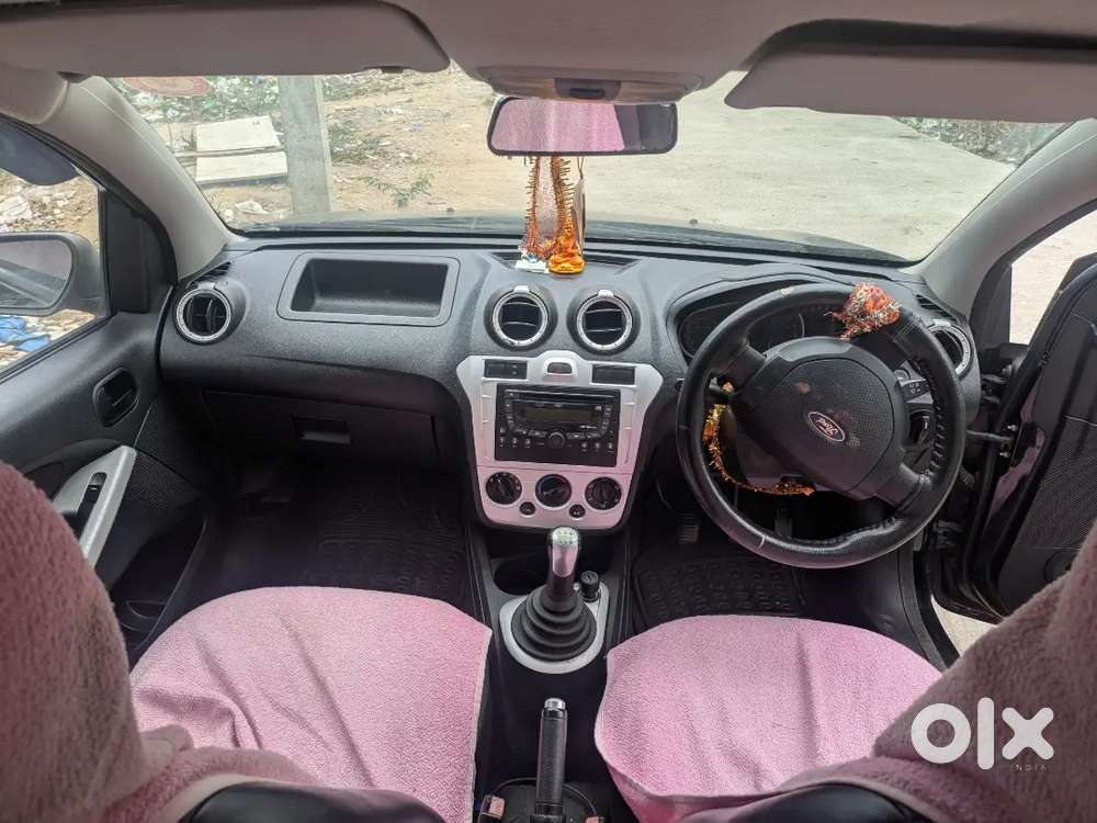 Ford Figo Petrol 2010