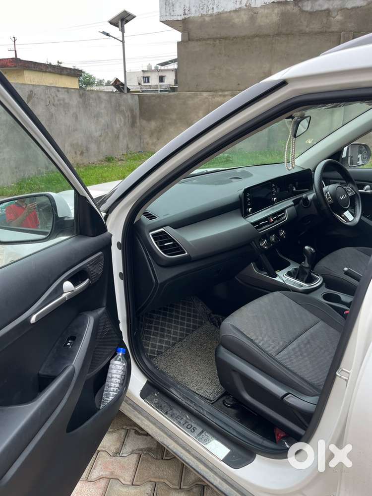 Kia Seltos 2024 Petrol Well Maintained