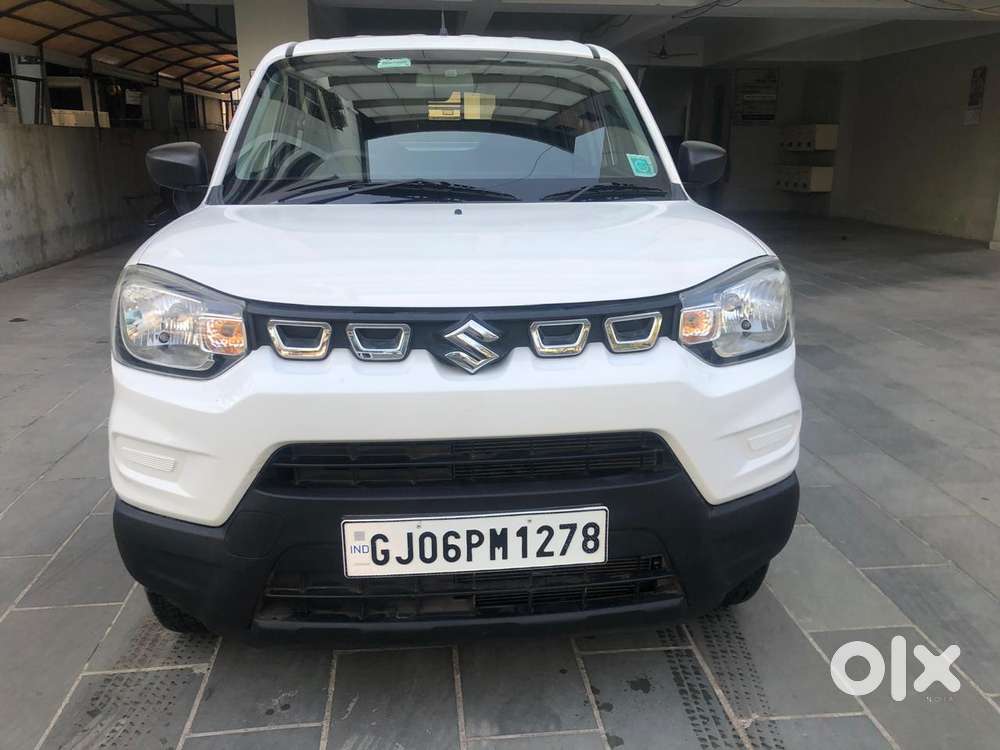 Maruti Suzuki S-presso Vxi At, 2023