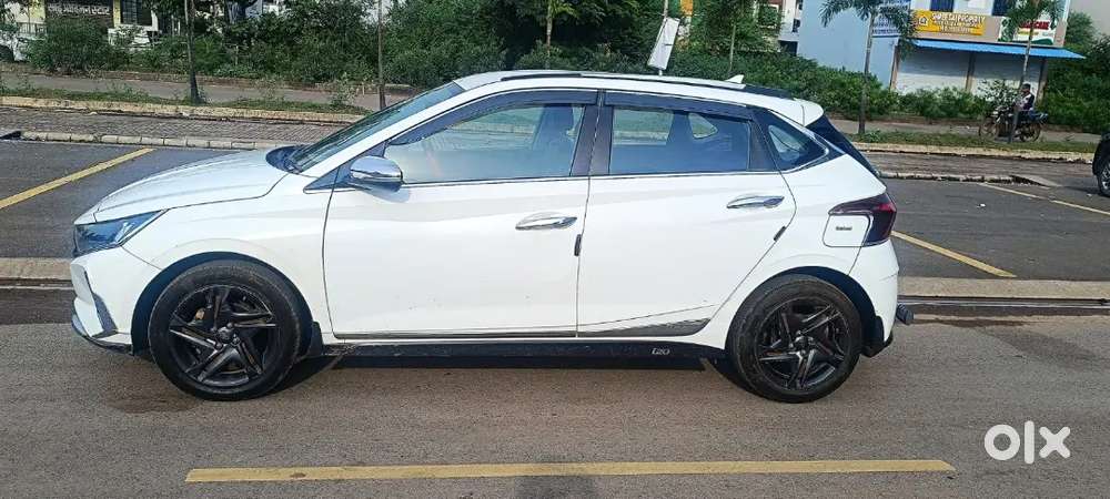 Gaadi Acchi Hai