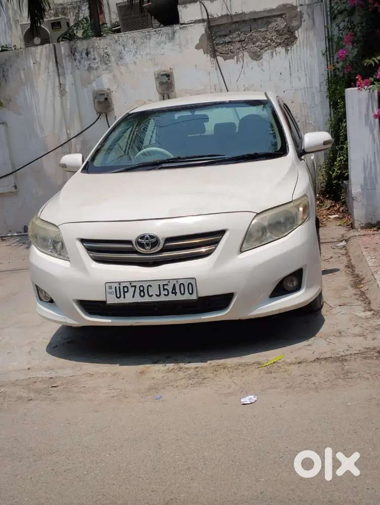 Toyota Corolla Altis 2011 Diesel 90000 Km Driven