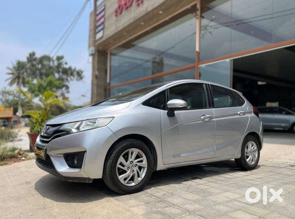 Honda Jazz 1.2 V I Vtec, 2016, Petrol