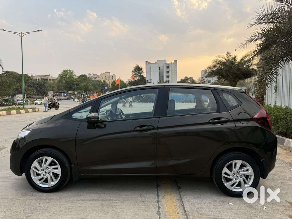Honda Jazz V Automatic, 2016, Petrol