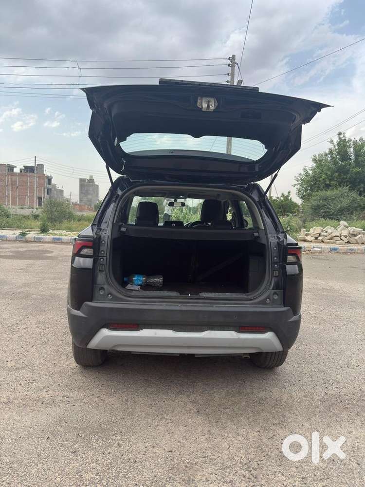 Maruti Suzuki Brezza 2024 Petrol 72000 Km Driven