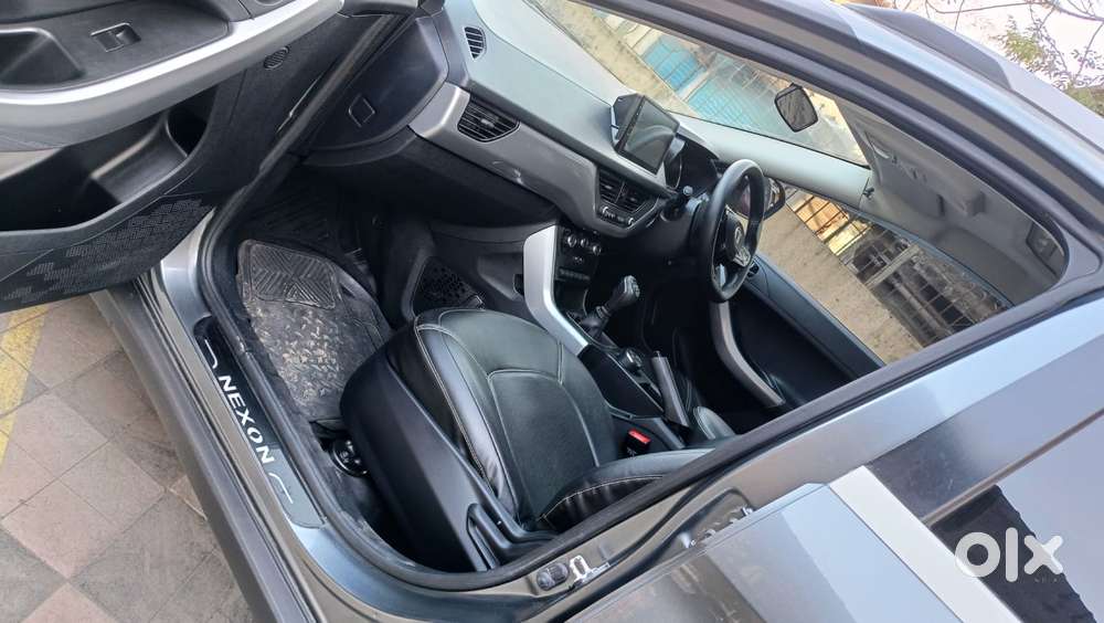 Tata Nexon 1.5 Revotorq Xm (s), 2023, Petrol