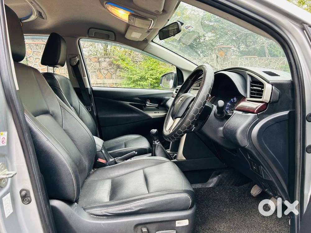 Toyota Innova Crysta 2.4 Zx Mt, 2017, Diesel