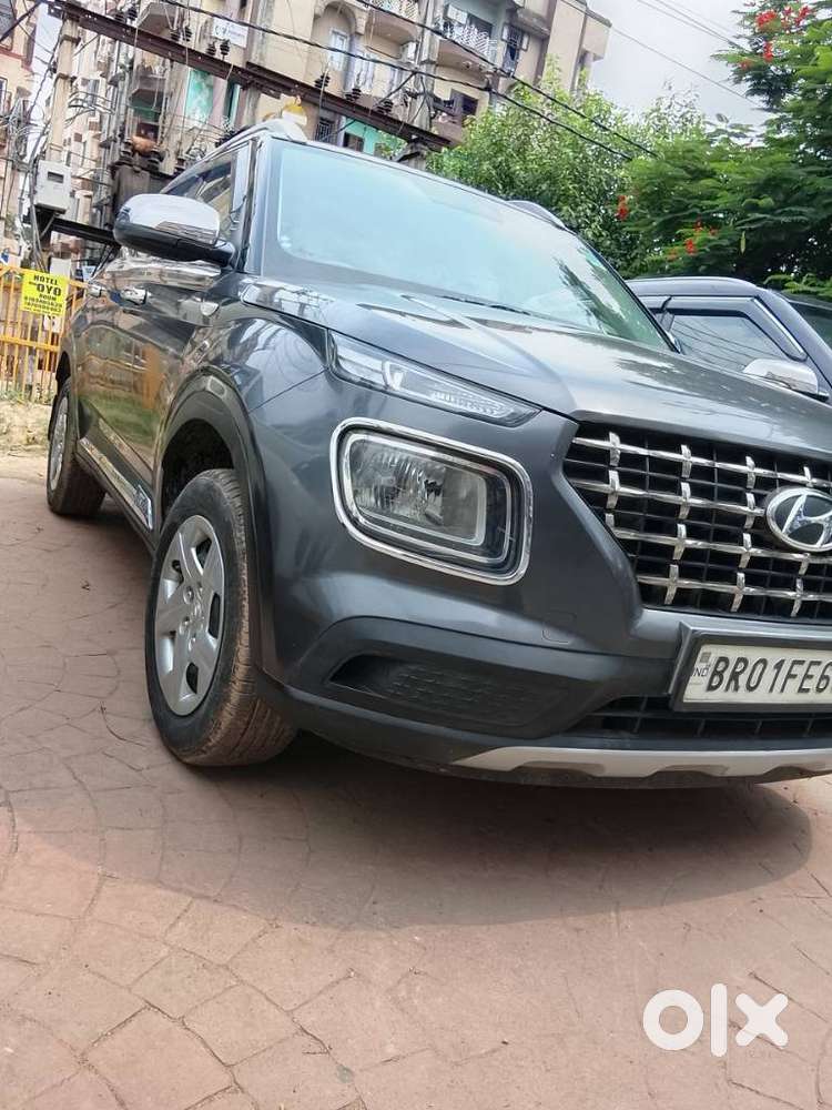 Hyundai Venue 1.2 S (o), 2021, Petrol