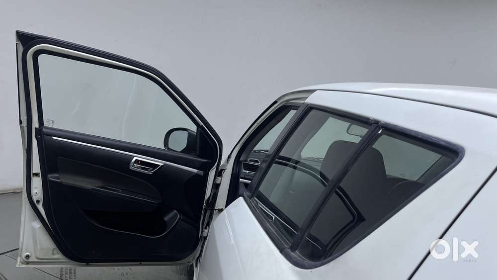 Maruti Suzuki Swift Vvt Vxi, 2014, Petrol
